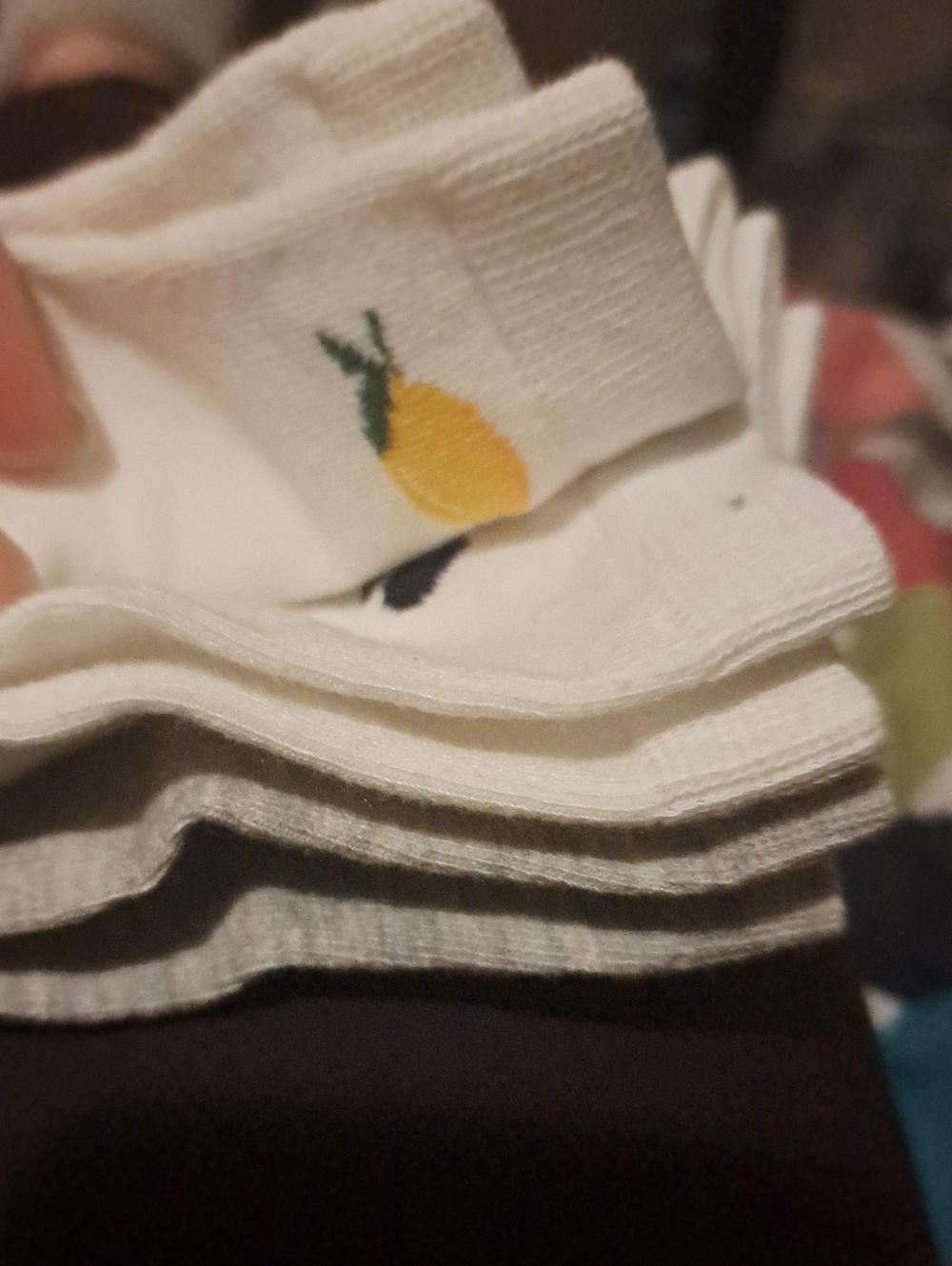 Kate Spade 3 pk Quarter Socks - Picture 3 of 3